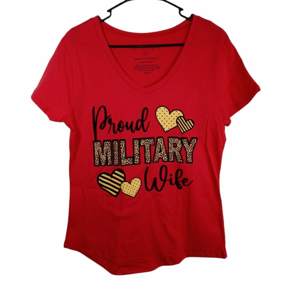 ANA CABANA Proud Military Wife V-Neck Red Military T-Shirt Size Small Patriotic